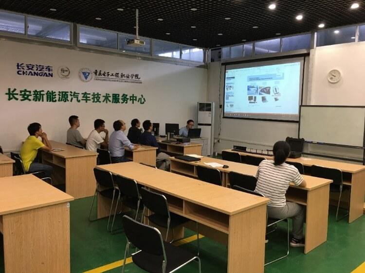 西门子LMS振动噪声（NVH）测试设备培训暨陈志军技能大师工作室系列培训顺利完成